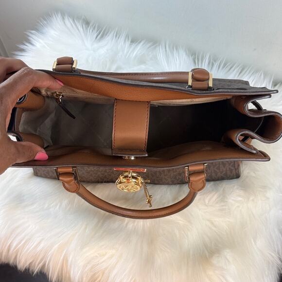 Michael Kors Hamilton Medium Logo Satchel - Picture 6 of 15